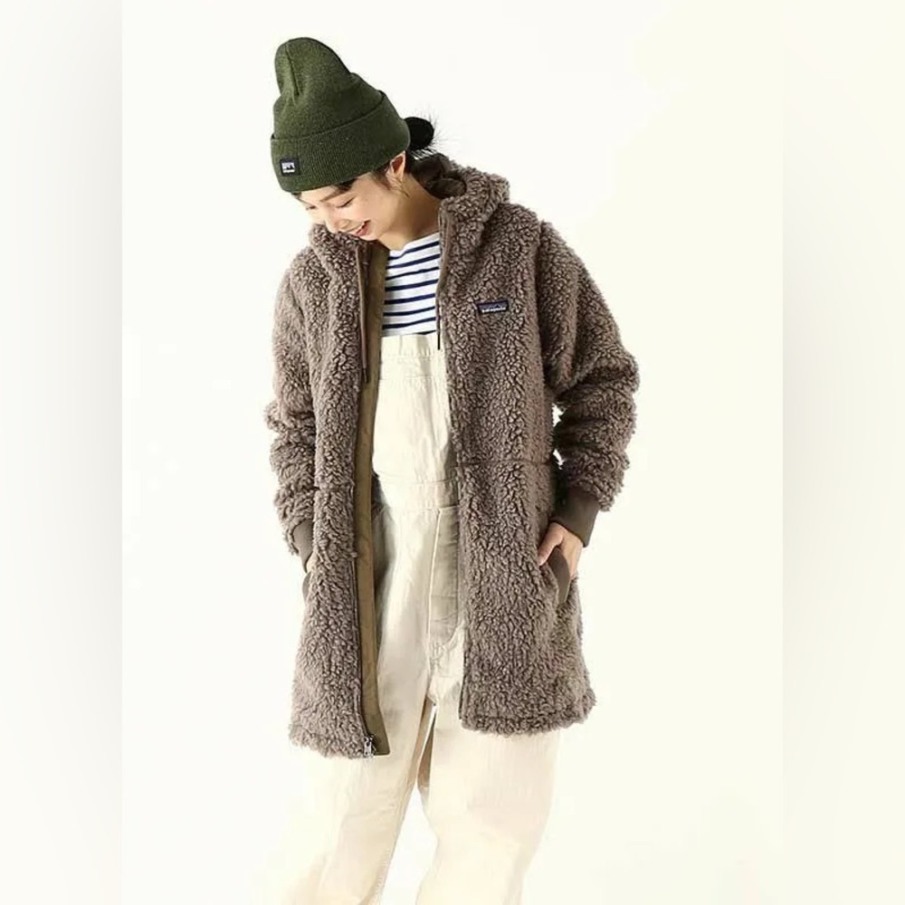 Patagonia Women's Dusty Mesa Parka furry taupe size medium